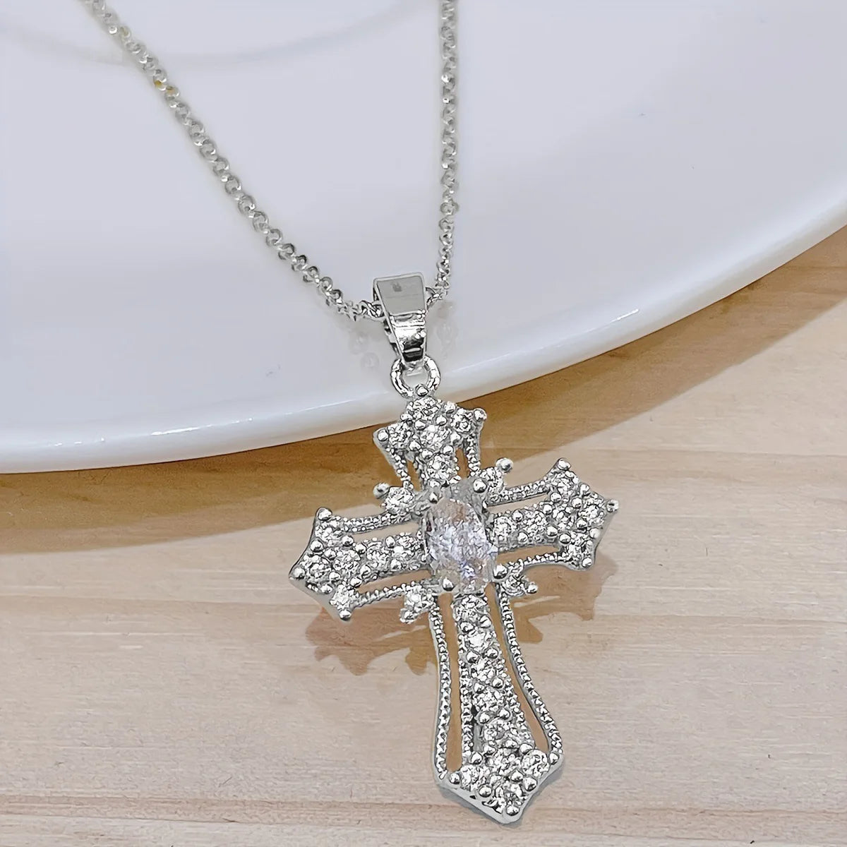 1-piece vintage cross necklace,