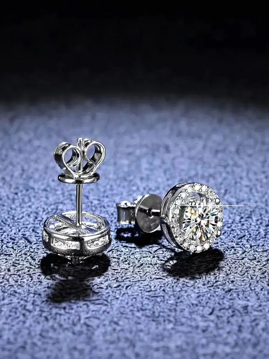 Silver Plated 925 Moissanite Stud Earrings 1 Carat Four-Prong Round Bezel Zircon