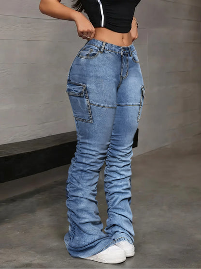 Plus-size women's high-waisted jeans, stylish and leg-lengthening, comfortable light blue cargo pocket flared pants.