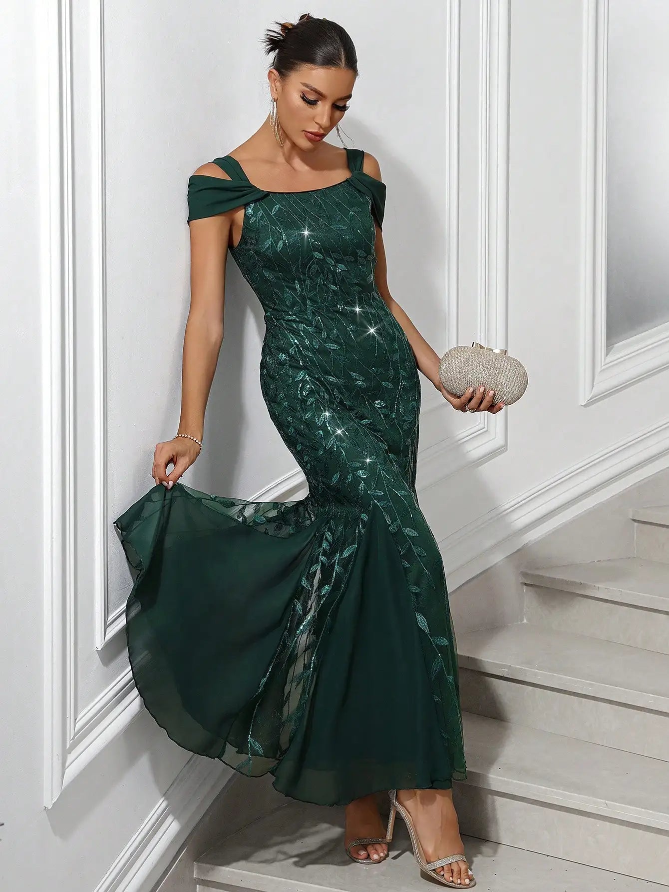 Elegant Off-Shoulder Sequin Mermaid Evening Dress