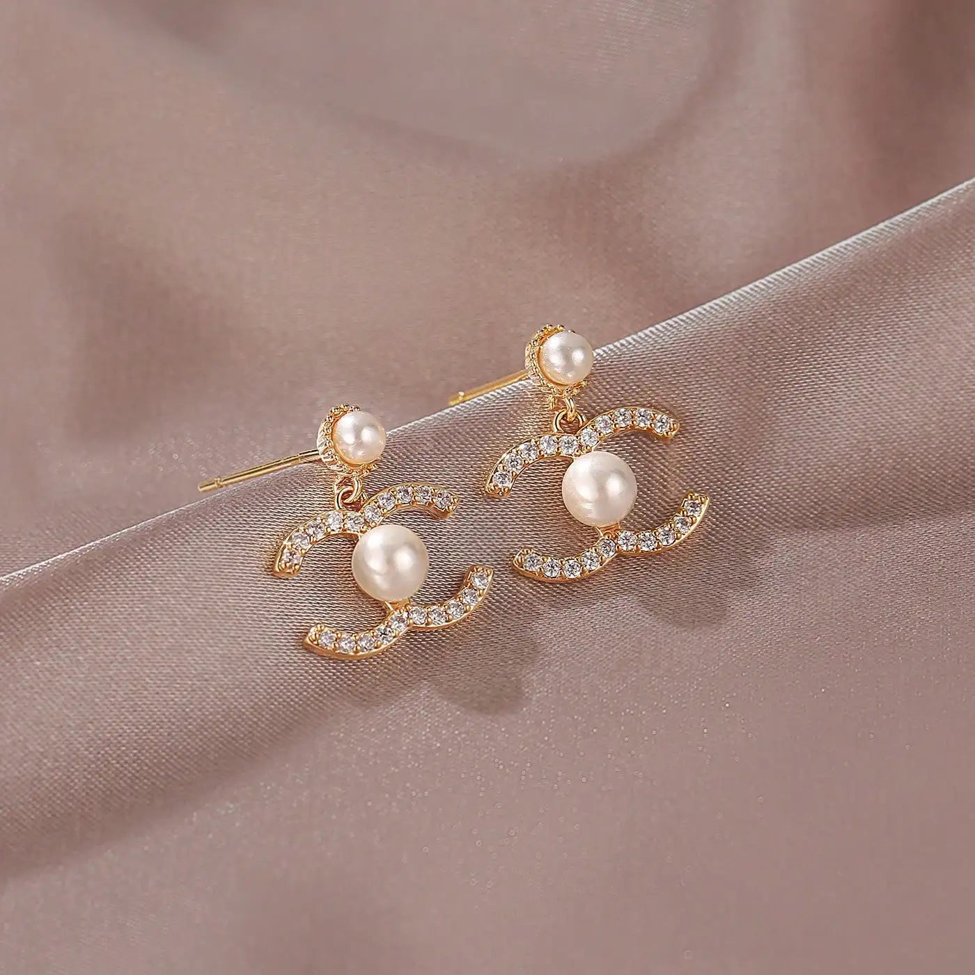 Elegant Charm Dangle Earrings – 1 Pair Vintage Faux Pearl