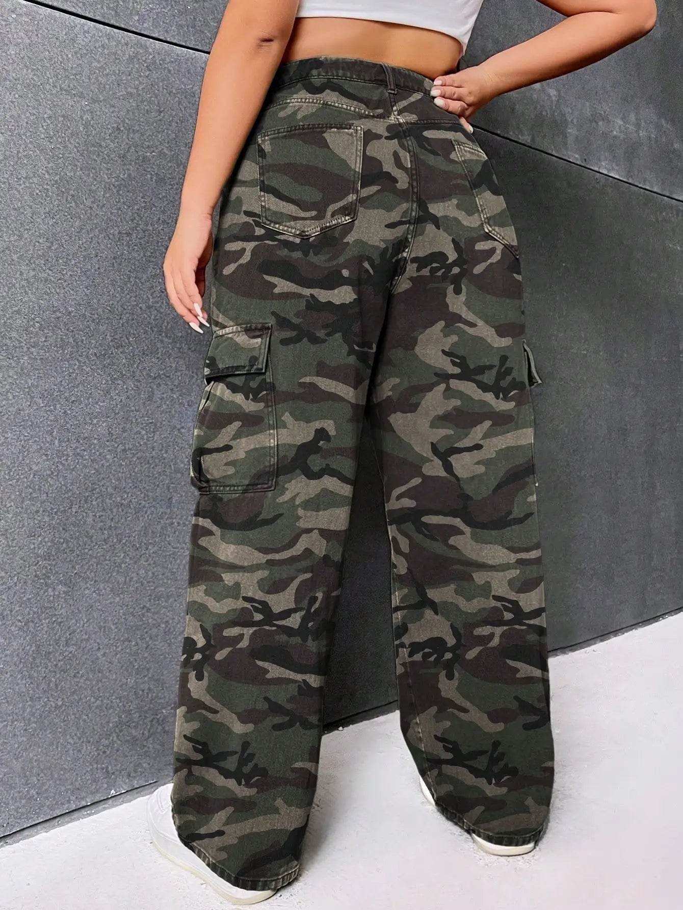 Plus Size Camo Print Wide Leg Cargo Jeans for Women