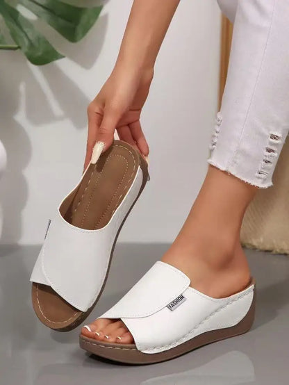 Lightweight Open Toe Flat Sandals – Perfect for Summer and Casual Outings