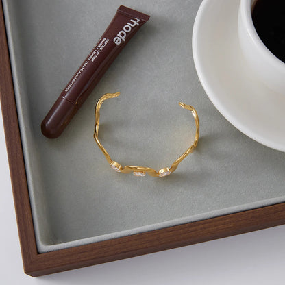 world Classic Trendy 18K Gold Color Plated Elliptical White Zircon Bracelets Waterproof Stainless-Steel Jewelry