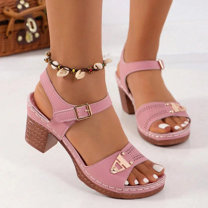 Fashion Sandals with Adjustable Buckles