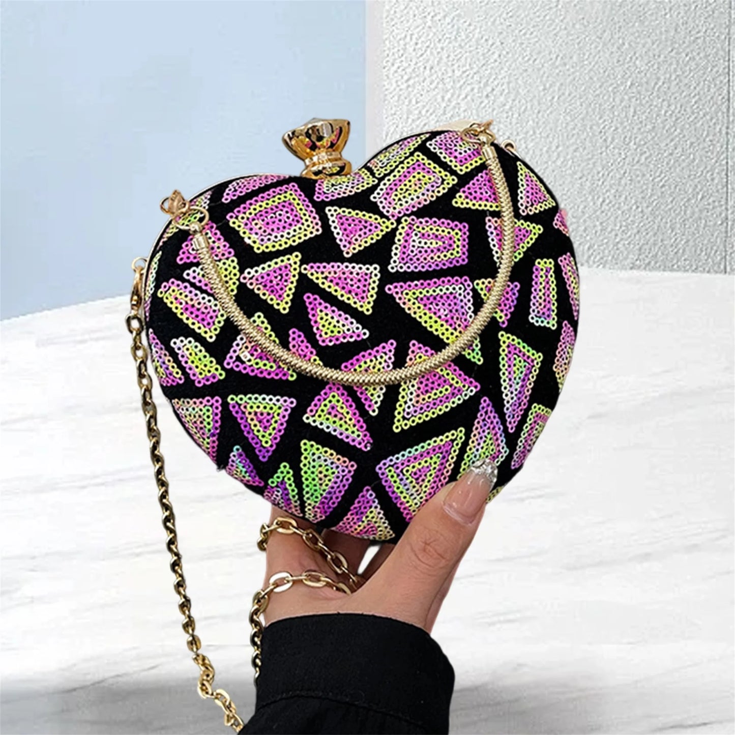 Elegant Rhinestone Embellished Heart Shaped Clutch Purse