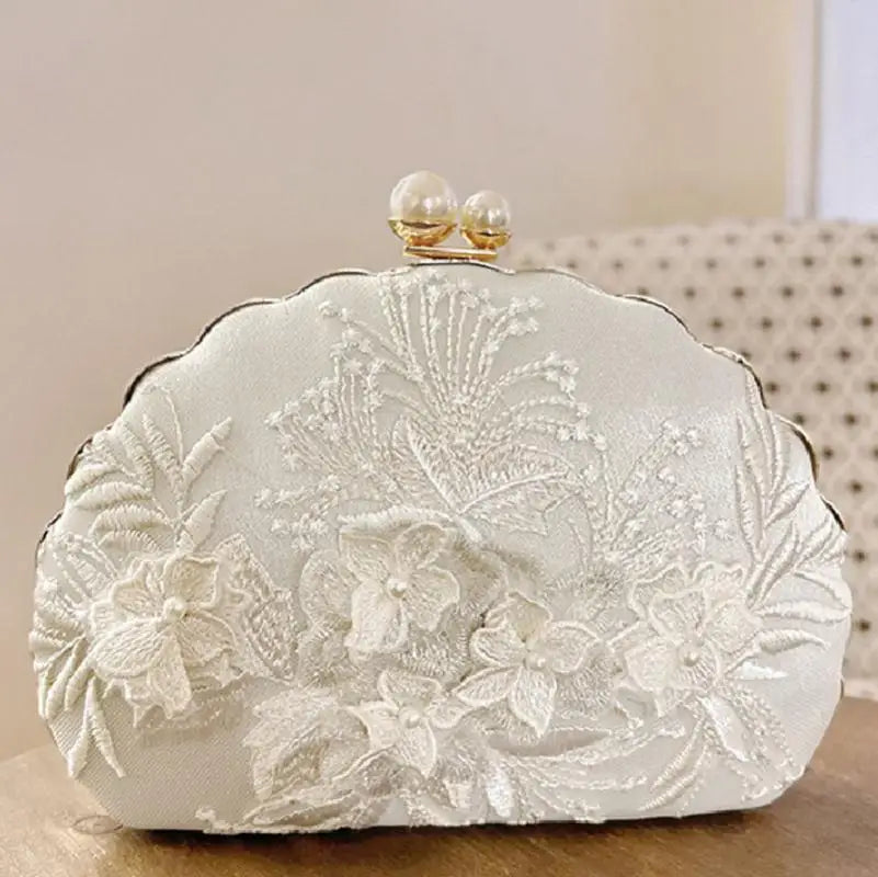 Shell Clip Evening Clutch, Fashion White Embroidered Lace